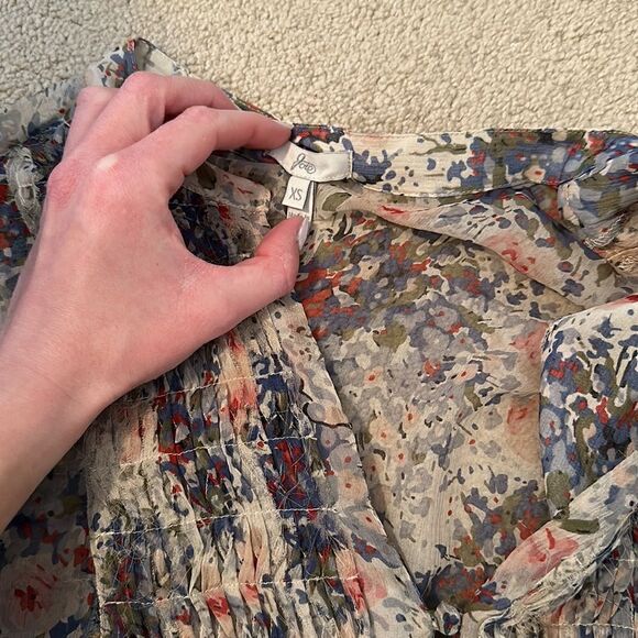 Joie XS floral Blouse  - Picture 3 of 6